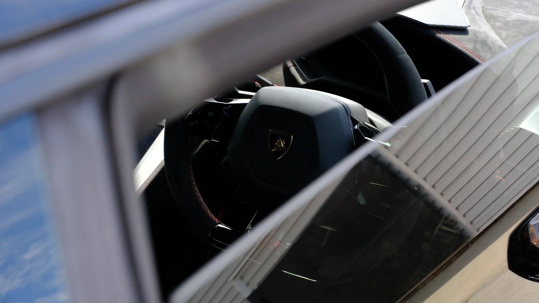 4 Wheel Wonders car photo 5